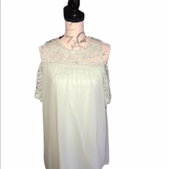 NWT As U Wish Cold Shoulder Dress Light Green Large - Picture 3 of 10